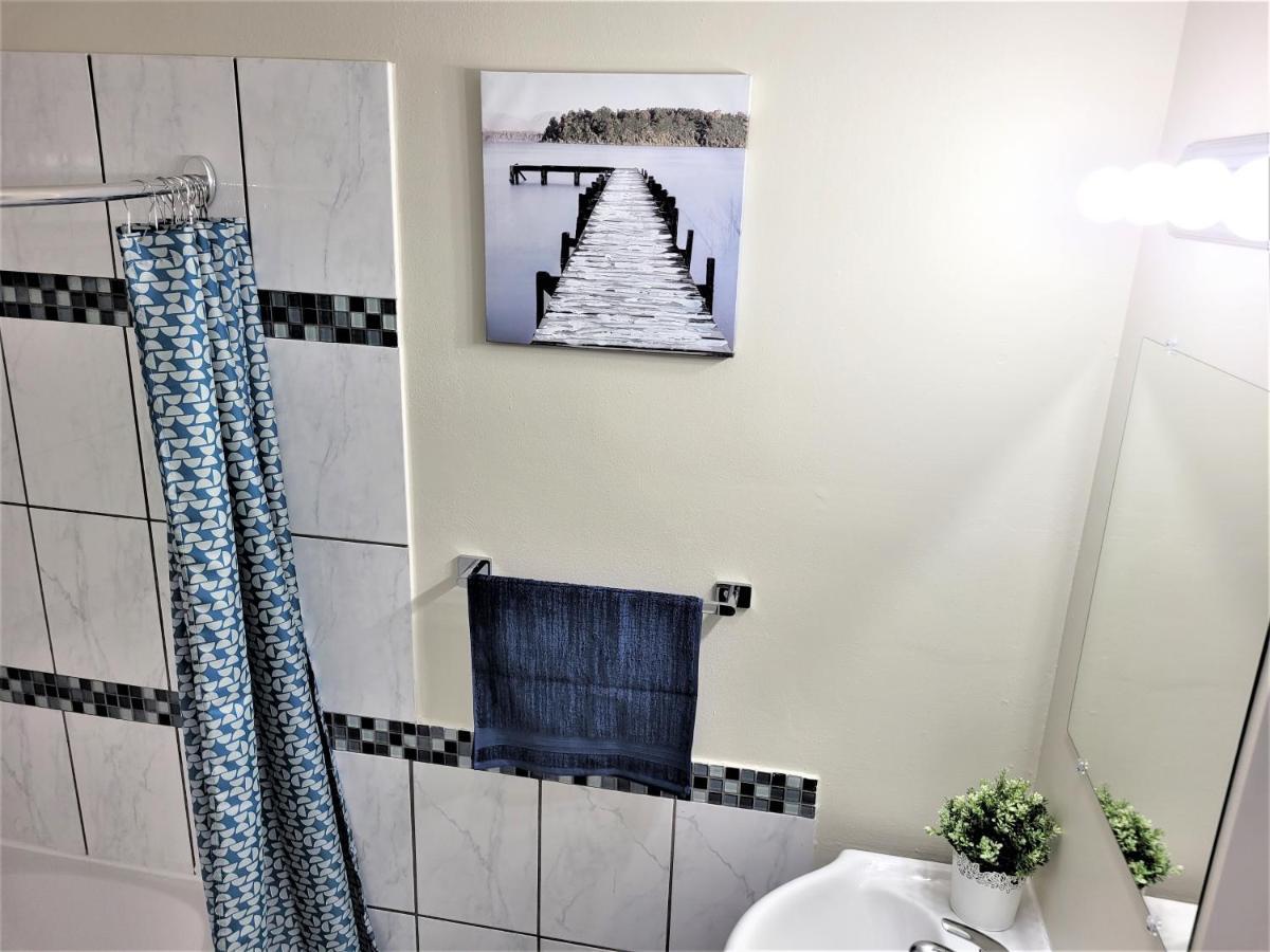 Cozy 4 Bedroom Townhouse - Peaceful Feel Of Home Winnipeg Exteriör bild