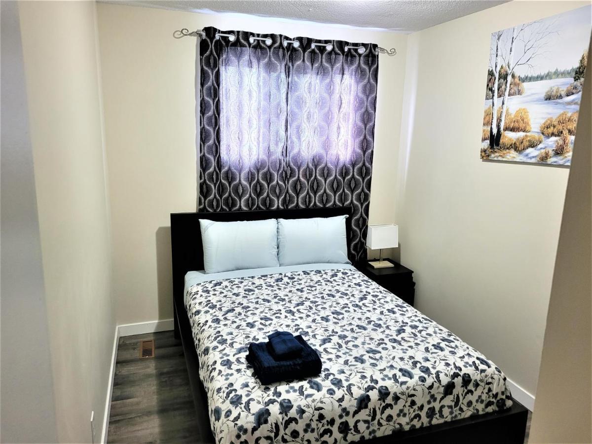 Cozy 4 Bedroom Townhouse - Peaceful Feel Of Home Winnipeg Exteriör bild