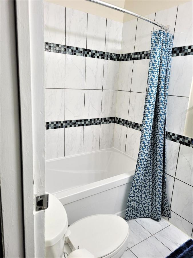 Cozy 4 Bedroom Townhouse - Peaceful Feel Of Home Winnipeg Exteriör bild