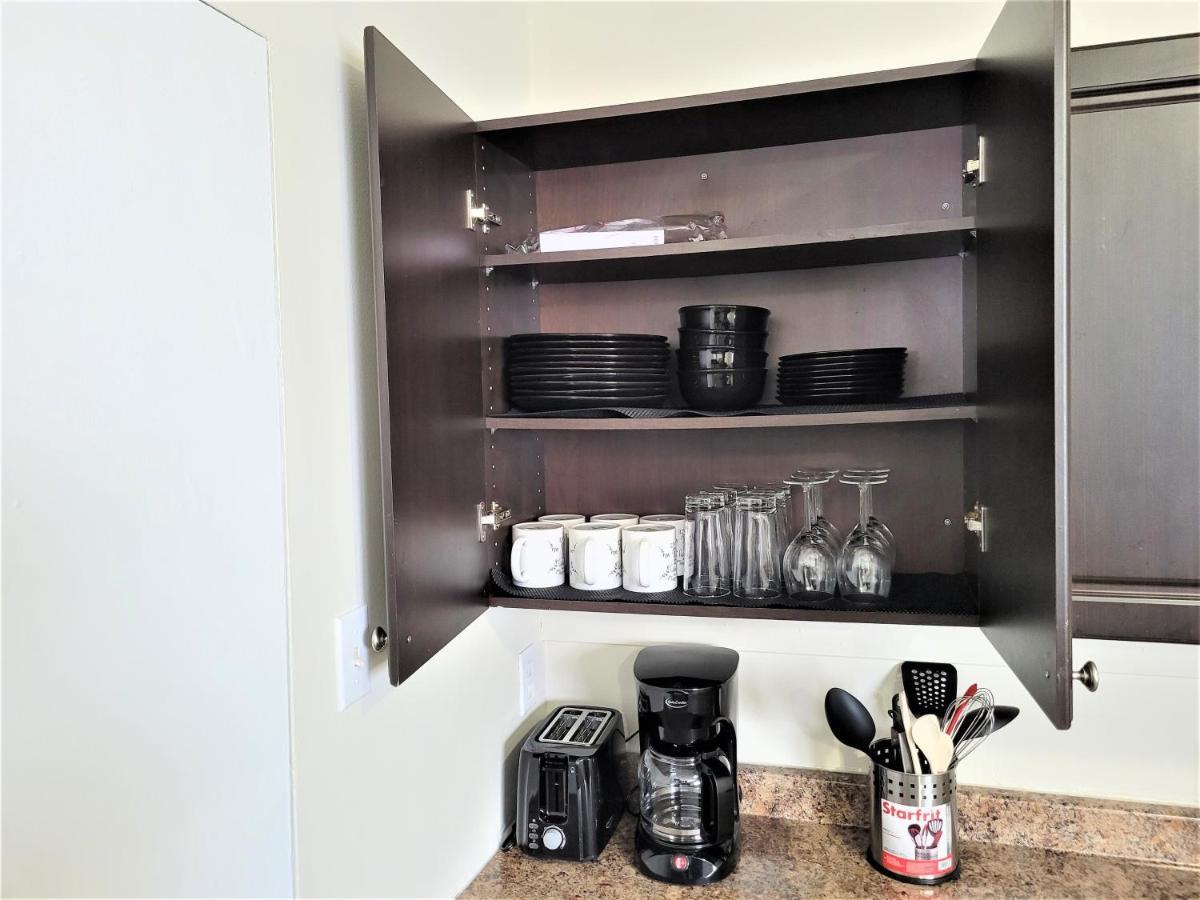 Cozy 4 Bedroom Townhouse - Peaceful Feel Of Home Winnipeg Exteriör bild