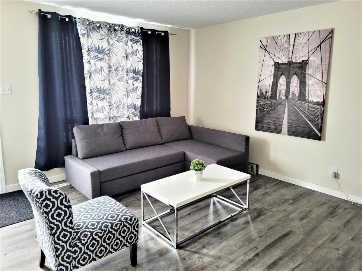 Cozy 4 Bedroom Townhouse - Peaceful Feel Of Home Winnipeg Exteriör bild